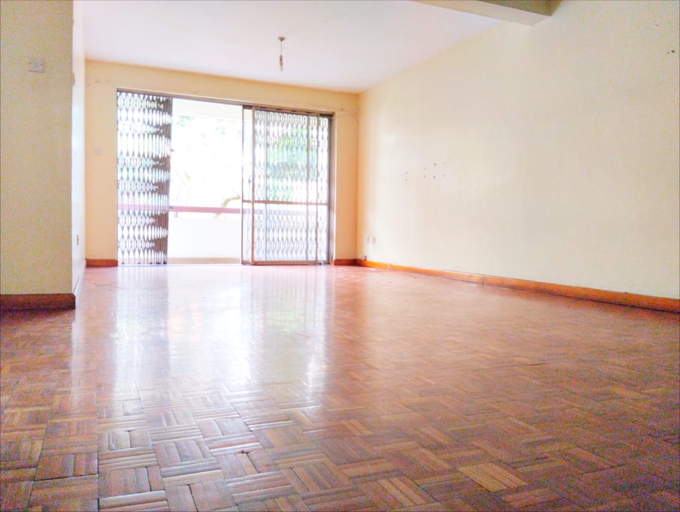 renting--Apartment_Address-State_House_Rd__Nairobi__Kenya_price-100000_Beds-2_Baths-2-158-4