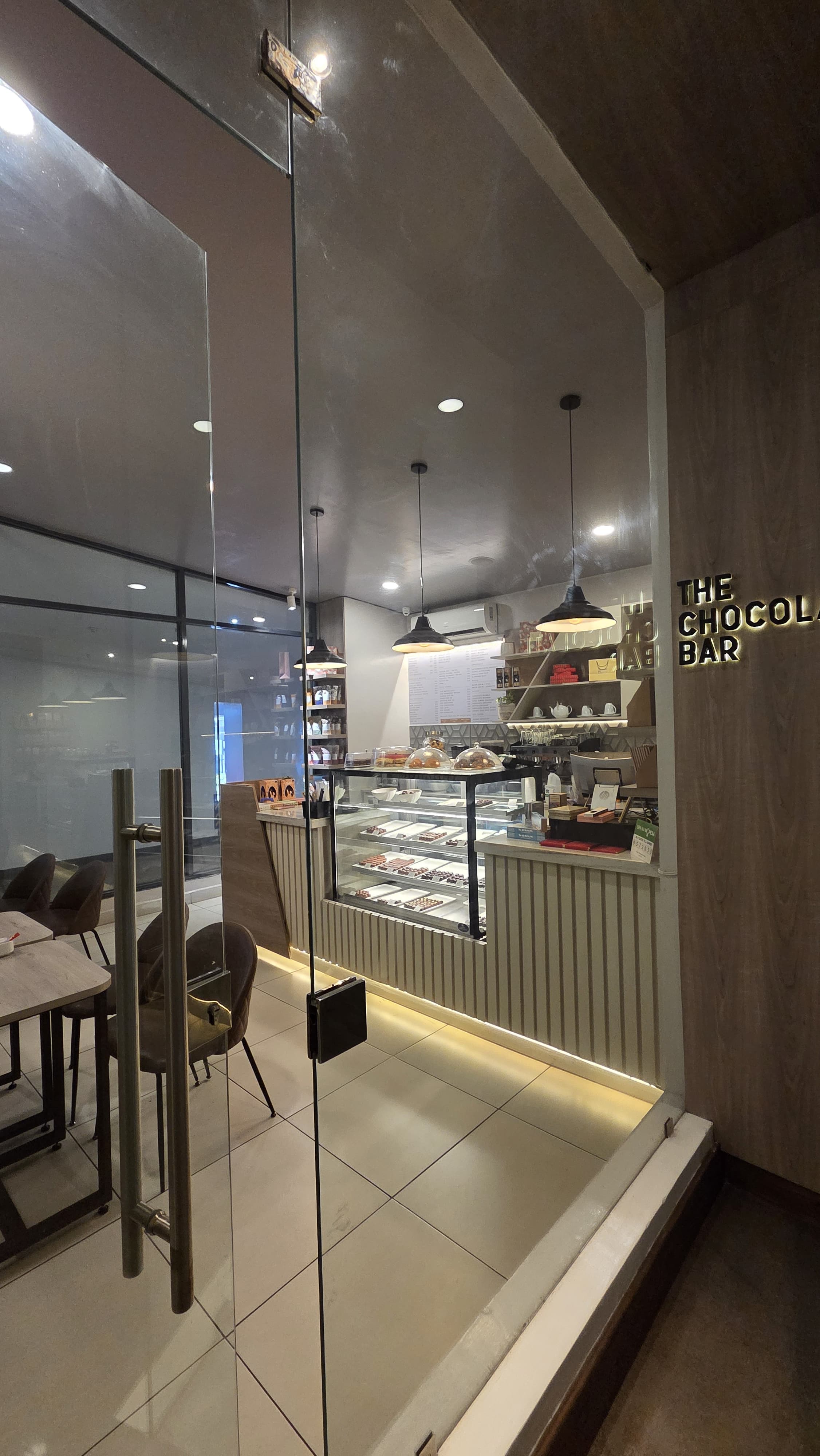 renting--Apartment_Address-Westlands__Nairobi__Kenya_price-350000_Beds-2_Baths-2-129-10