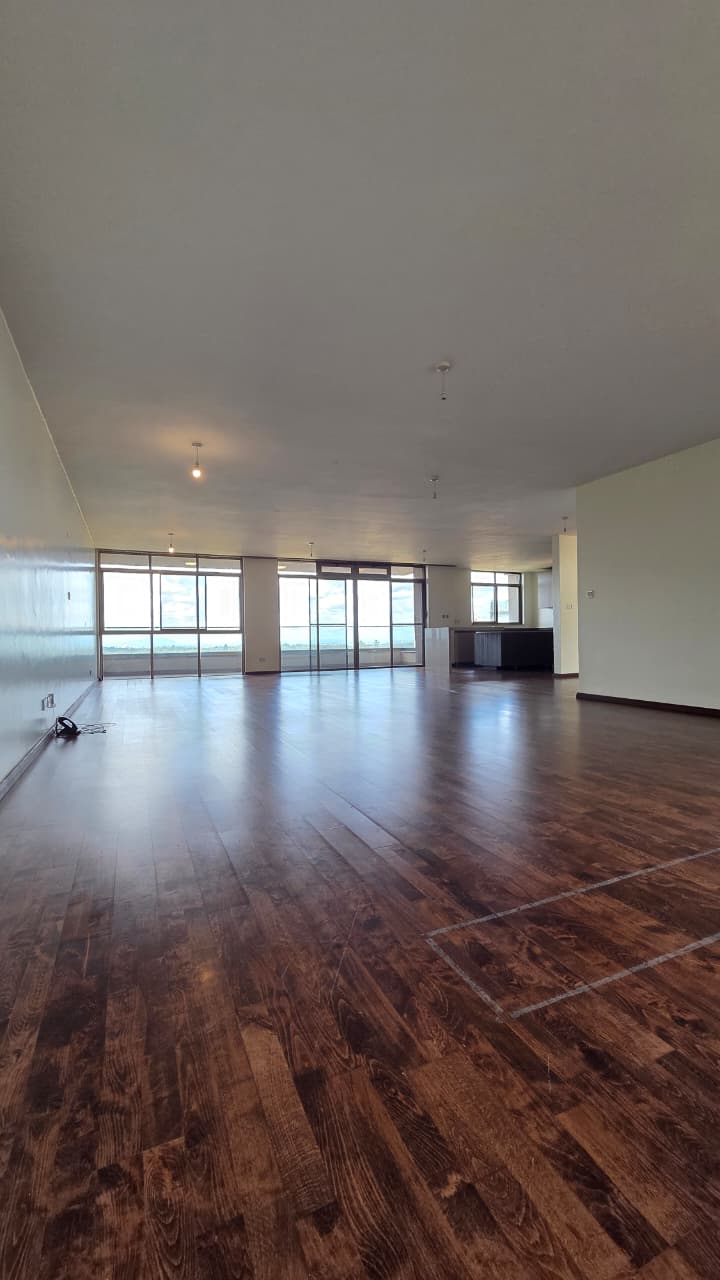 renting--Duplex_Address-Parklands__Nairobi__Kenya_price-410000_Beds-4_Baths-4-159-27