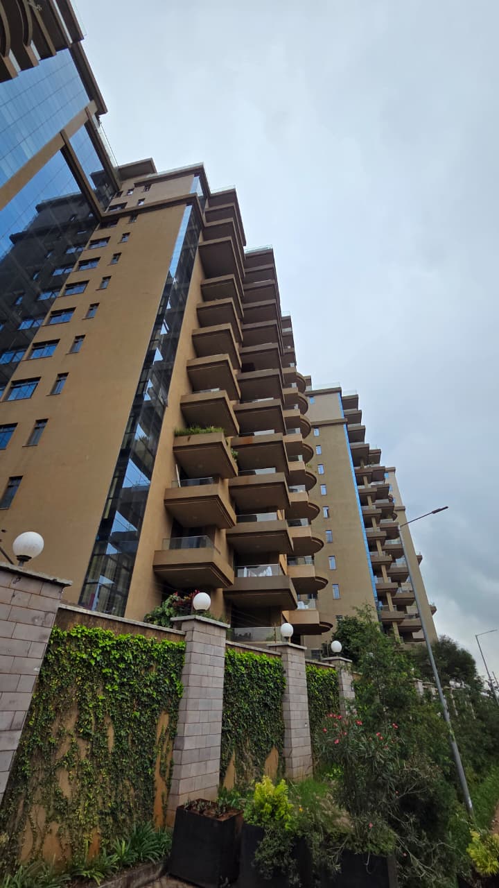 renting--Apartment_Address-Parklands__Nairobi__Kenya_price-290000_Beds-3_Baths-3-144-16