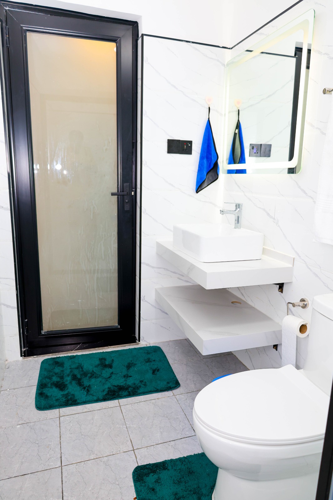 renting--Apartment_Address-Syokimau_Airport_Rd__Nairobi__Kenya_price-85000_Beds-3_Baths-3-160-8