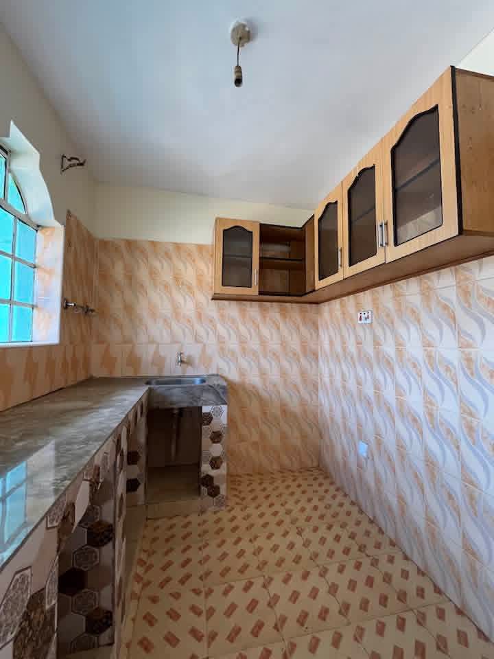 renting--Townhouse_Address-Utawala_Cres_Ct__Nairobi__Kenya_price-15000_Beds-2_Baths-1-59-0
