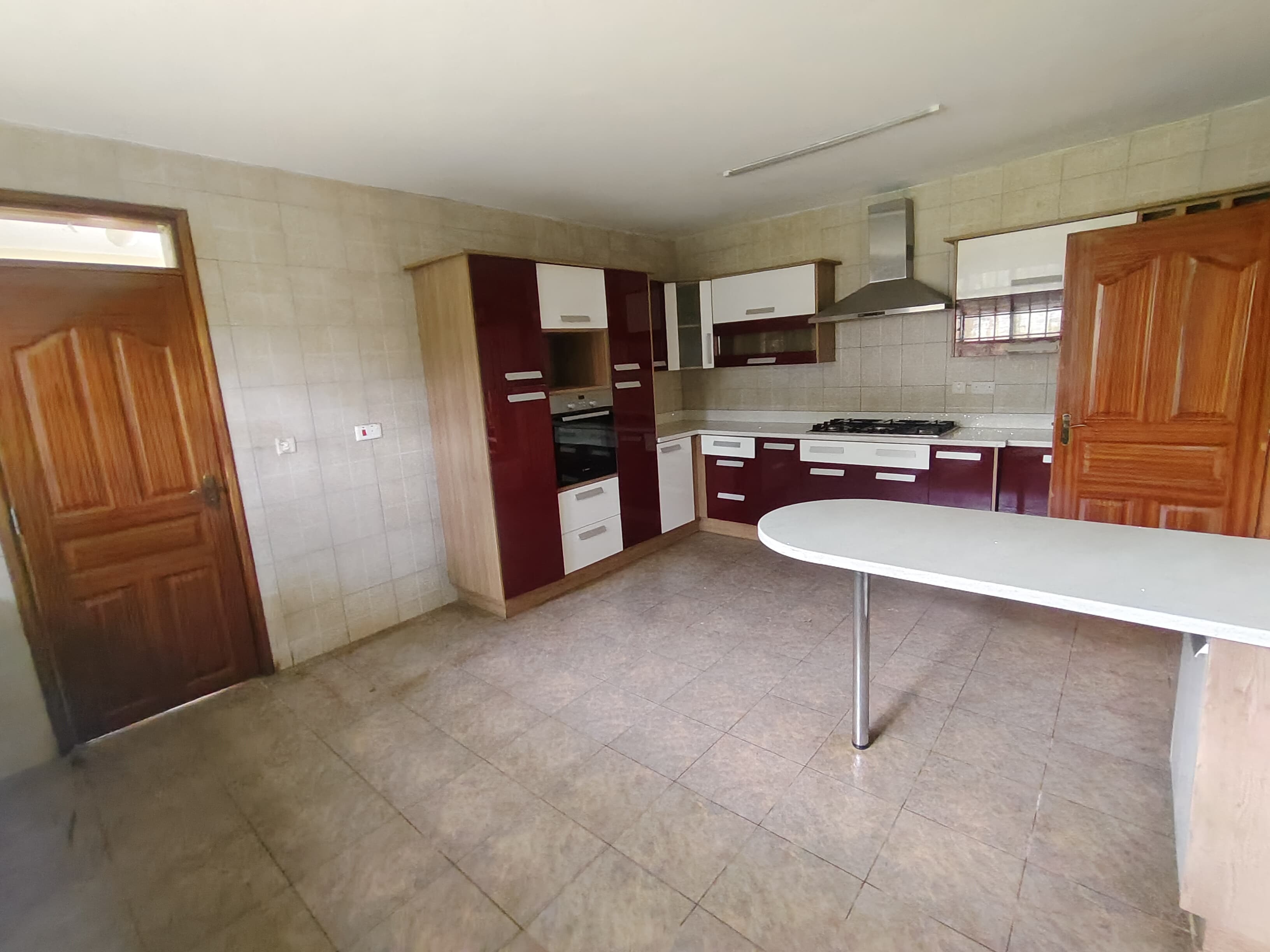 house-on-sale-4_Bedroom_plus_DSQ_Villa_for_sale_in_Karen_Kes_85M-Villa_Address-Karen__Nairobi__Kenya_price-85000000_Beds-4_Baths-5110_22-27