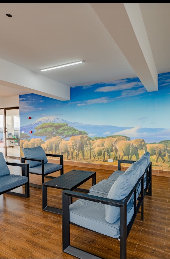 house-on-sale-Spacious_3_Bedrooms_Apartments_in_Kilimani_-Apartment_Address-Kilimani_Estate__Nairobi__Kenya_price-17000000_Beds-3_Baths-3110_65-11